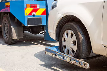 Top-Notch Wheel Lift Towing in Chicago, IL